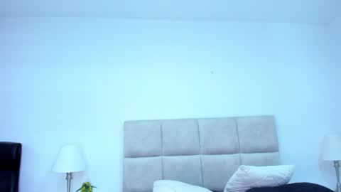 Drake big dick online show from August 6, 2:27 pm