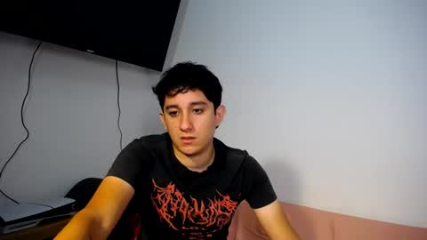 -- nicolle and jhon -- online show from August 15, 6:28 am