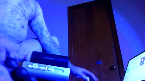 dreaded_folks online show from June 6, 9:04 am