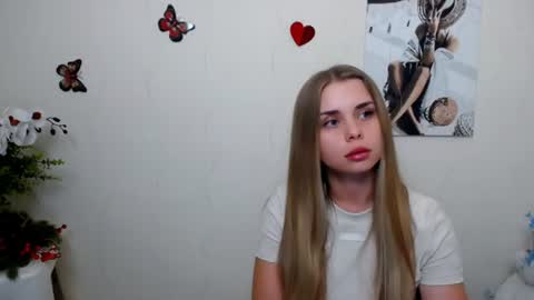 Mari online show from August 3, 9:49 am