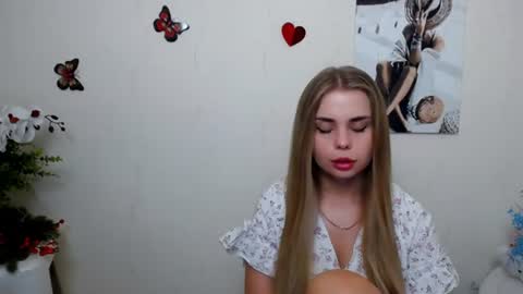 Mari online show from August 10, 7:32 am