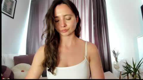 Nicole online show from July 29, 11:06 am