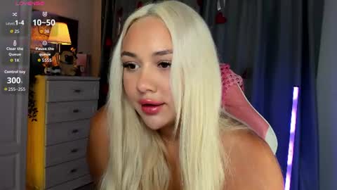  Mary   pvt open    use pink and blue app lovense online show from June 13, 3:42 pm