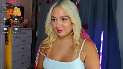  Mary   pvt open    use pink and blue app lovense online show from July 18, 3:57 pm