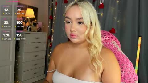  Mary   pvt open    use pink and blue app lovense online show from July 22, 5:15 pm