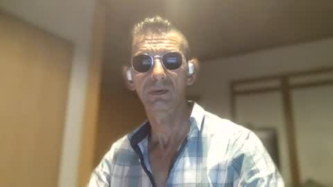 Dreambob online show from August 12, 8:44 pm