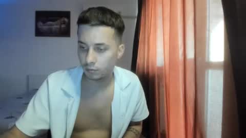Johnny online show from August 6, 1:32 pm