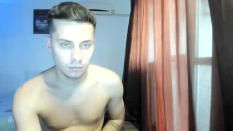 Johnny online show from August 6, 3:44 pm
