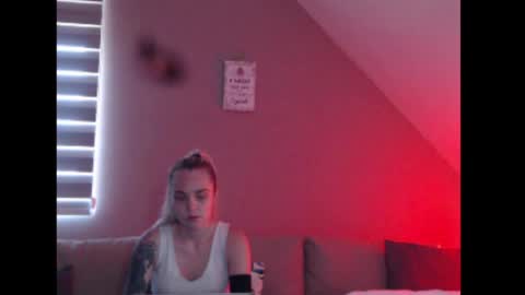 dreamcatcherfantasy online show from July 16, 10:38 am