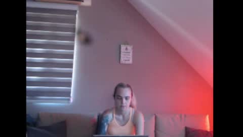 dreamcatcherfantasy online show from July 30, 8:43 am