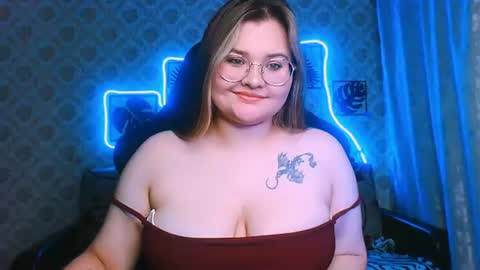 dreamforyoue2 online show from July 25, 9:08 pm