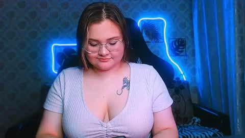 dreamforyoue2 online show from July 29, 7:21 pm