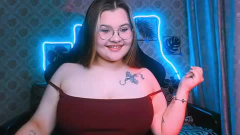 dreamforyoue2 online show from August 10, 7:26 pm