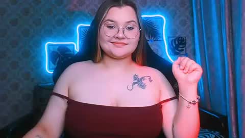 dreamforyoue2 online show from August 10, 9:38 pm