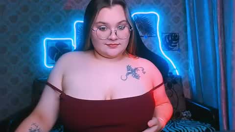 dreamforyoue2 online show from August 10, 10:44 pm