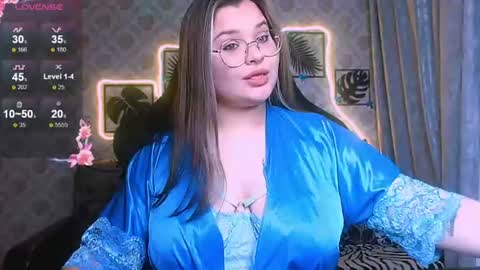 dreamforyoue2 online show from August 14, 12:47 am