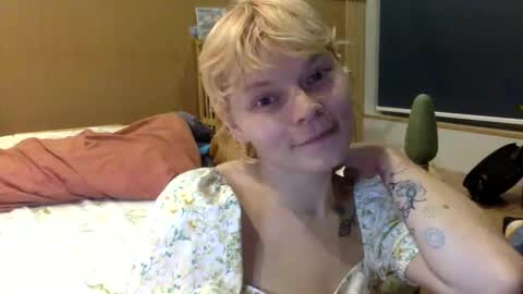 Askme online show from April 27, 5:51 pm