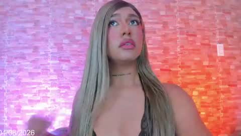 dreams_chloe online show from August 4, 9:39 am