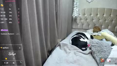Sophia online show from July 26, 1:10 am