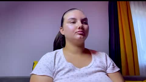Mila online show from July 30, 4:58 pm