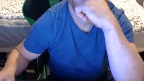 luvslutz online show from June 10, 2:51 am