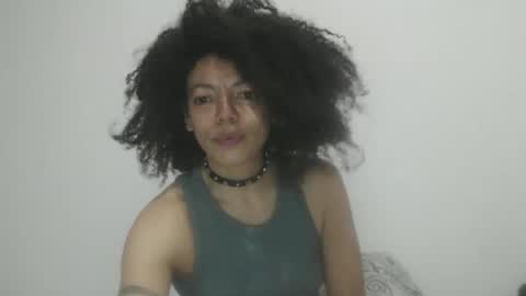 DreamyLatina online show from March 28, 1:45 am