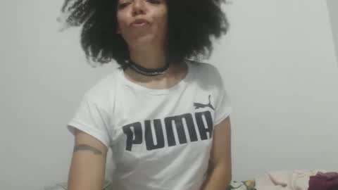 DreamyLatina online show from April 14, 2:08 am