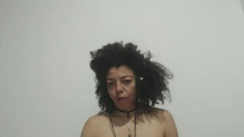 DreamyLatina online show from May 10, 3:20 am