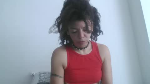 DreamyLatina online show from May 18, 1:22 pm