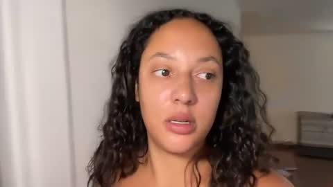 Rianna online show from August 8, 8:09 pm