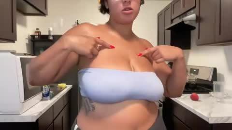 Rianna online show from August 12, 5:26 pm