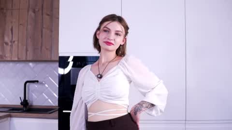 Elise online show from September 3, 1:41 am