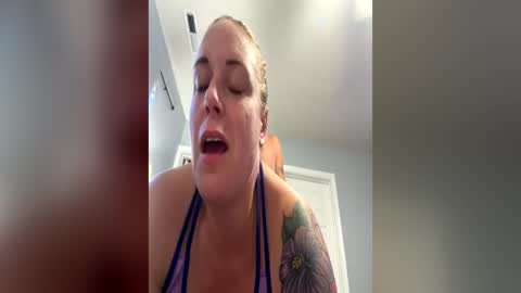 drew863901 online show from June 19, 11:38 pm