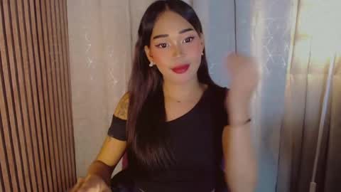 Dreyana online show from August 9, 9:49 pm