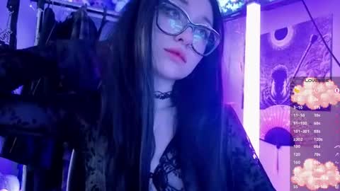 Tara  Sonny online show from July 21, 1:57 pm