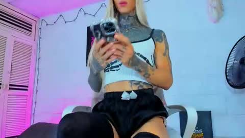 drippyorlove online show from July 29, 4:03 pm
