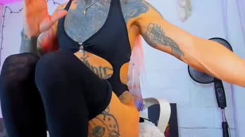 drippyorlove online show from August 2, 4:36 pm