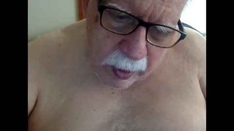 drnick069 online show from May 6, 3:46 pm