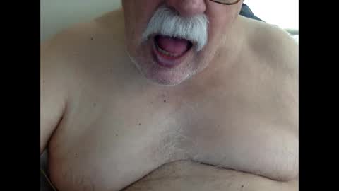 drnick069 online show from May 7, 3:24 pm