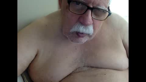 drnick069 online show from May 18, 3:01 pm