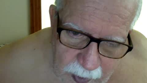 drnick069 online show from June 22, 2:51 pm
