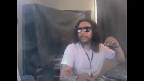 drogoloko233 online show from May 17, 5:58 pm