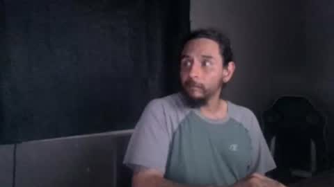drogoloko233 online show from August 2, 4:52 am