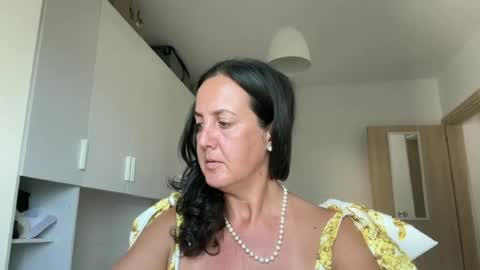 Dr. Resa online show from August 9, 8:26 am