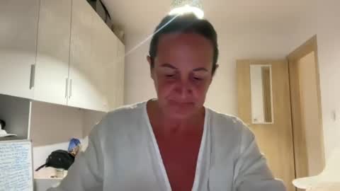 Dr. Resa online show from August 13, 8:12 pm
