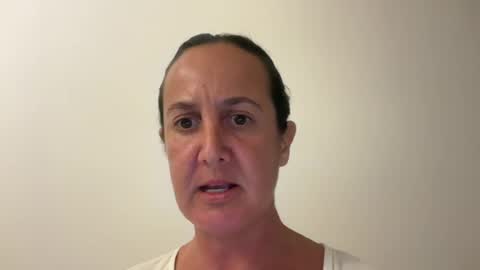 Dr. Resa online show from August 13, 10:24 pm