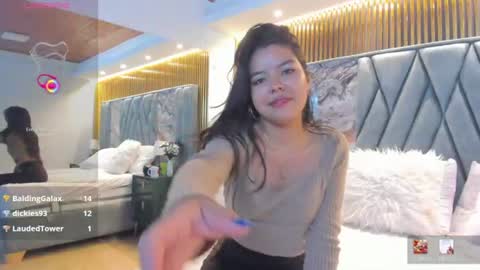 Dulce online show from August 11, 12:40 pm