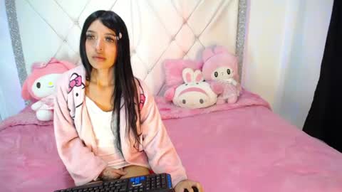 dulce_kiy online show from July 2, 4:46 am
