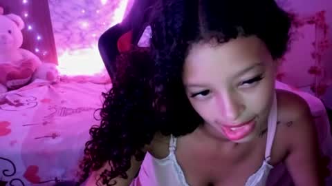 dulce_lan18 online show from August 12, 4:48 am