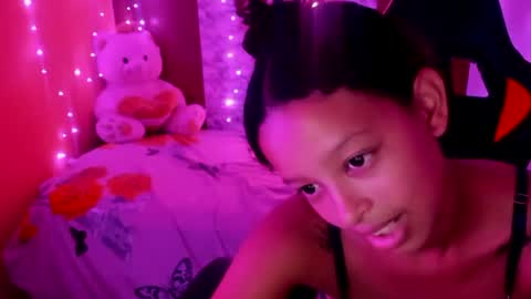 dulce_lan18 online show from August 15, 5:55 am